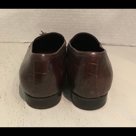 Etienne Aigner “Ally” Brown Leather Loafers - Picture 4 of 6